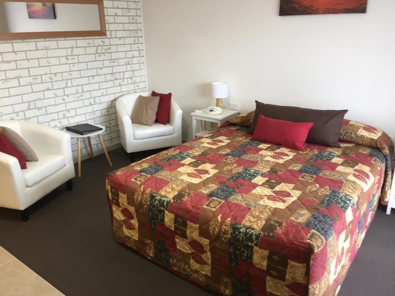 Culcairn Motor Inn מראה חיצוני תמונה